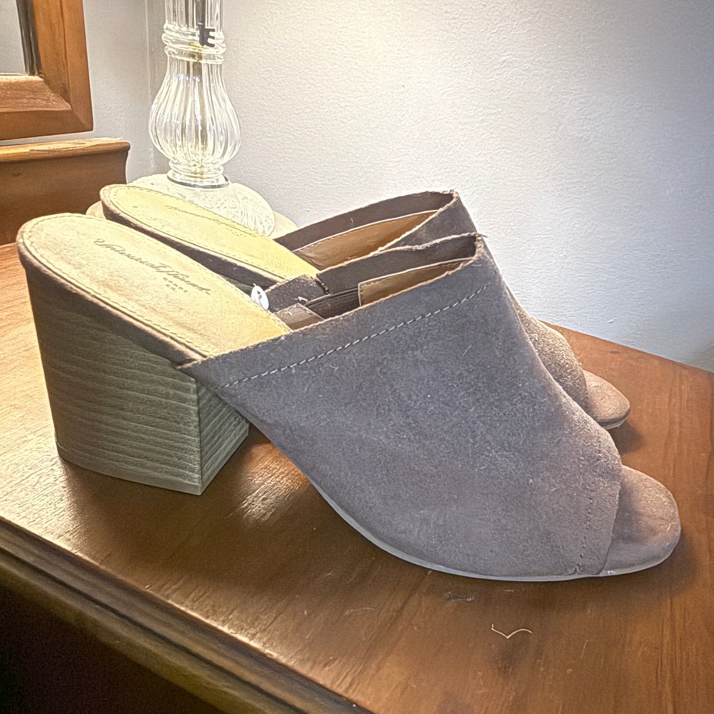 Women's Suede Block Heel Mules
